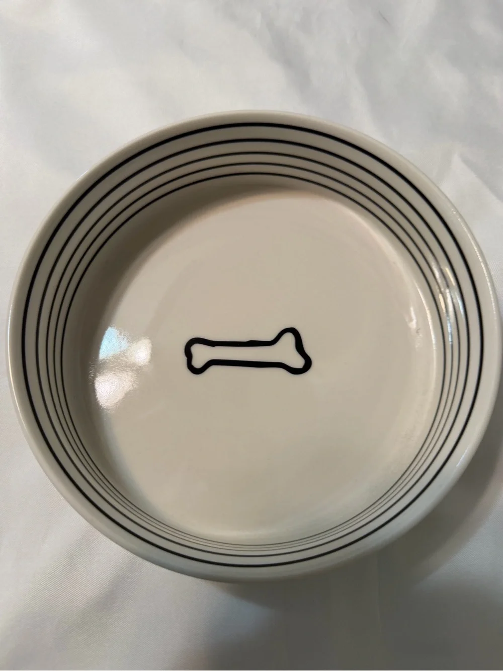 Peanuts White Ceramic Dog Bowl